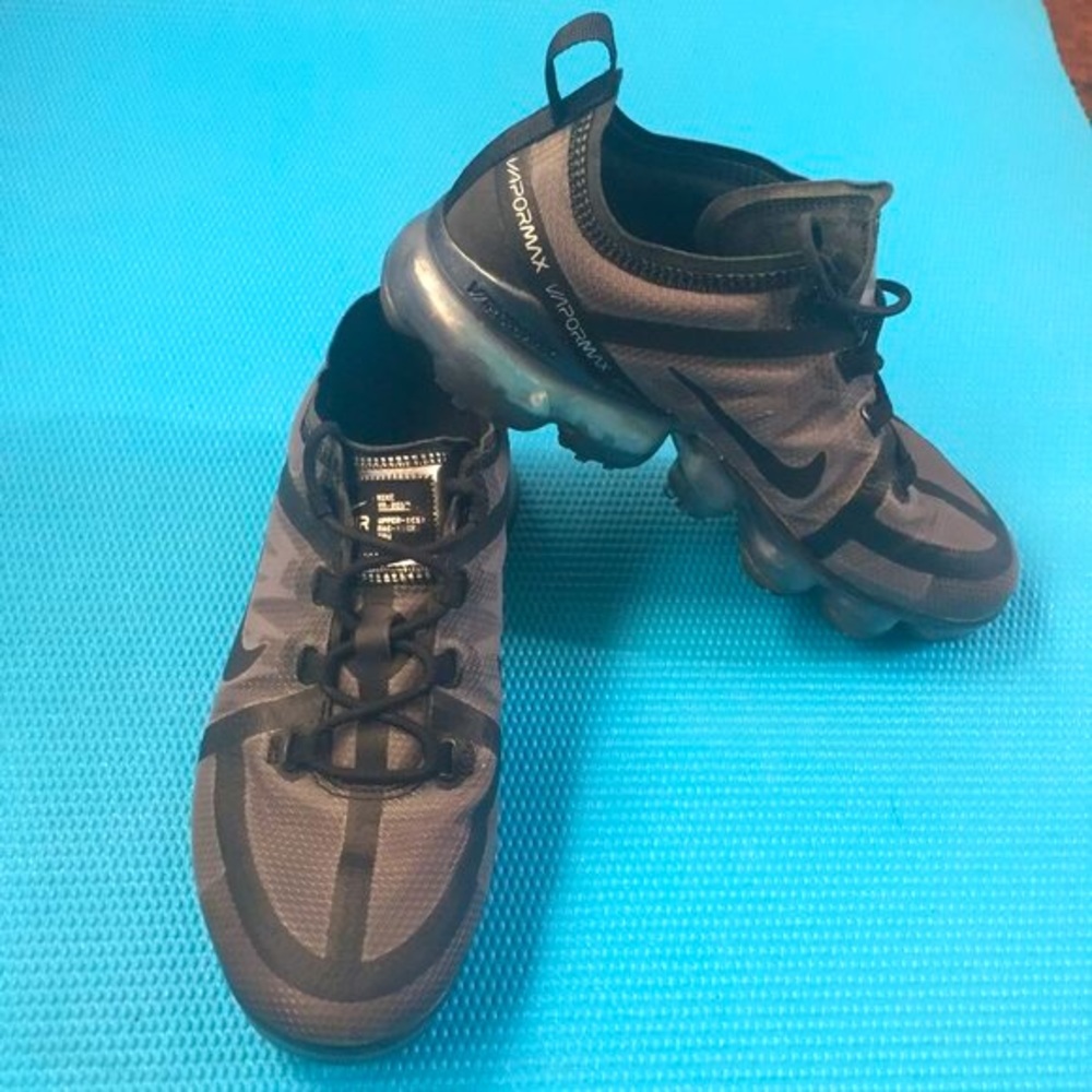 Nike Air VaporMax 2019 Throwback Future Shoes